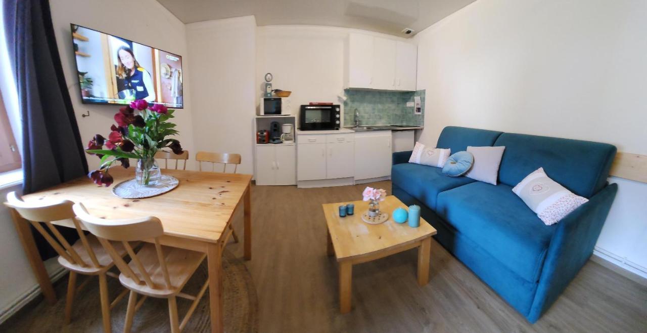 Gite Bruyere, 2 A 5 Personnes Avec Salle De Jeux Et Spa Dans La Residence ว็องทรง ภายนอก รูปภาพ